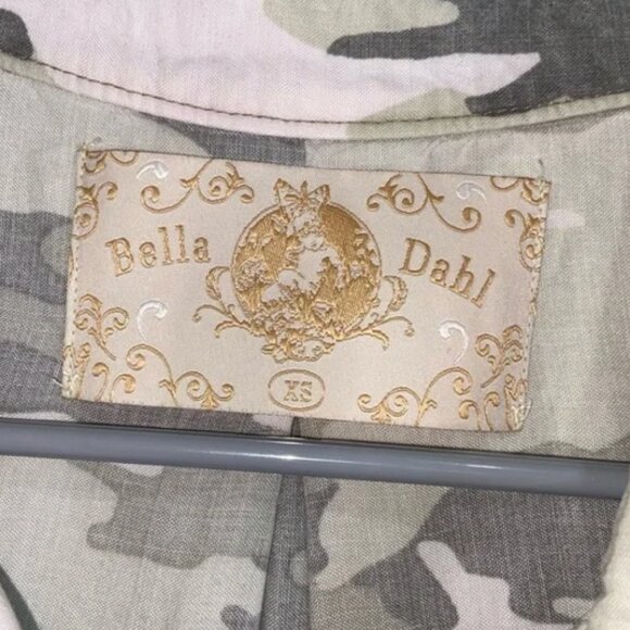 BELLA DAHL Camo Sleeveless Top with Collar Green and White - Size XS - EUC - Picture 5 of 9